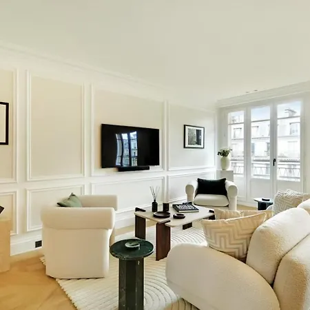 Daire Three-room Milano
