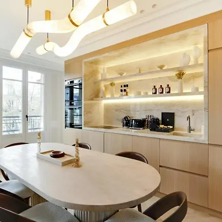 Three-room Appartement *