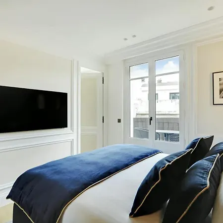 Three-room * Milan